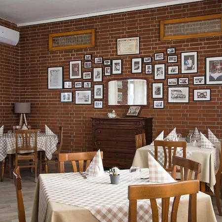 Hotel Locanda La Castellana 2*